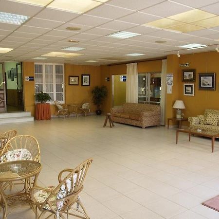 Hotel Roman Castrillon Εξωτερικό φωτογραφία