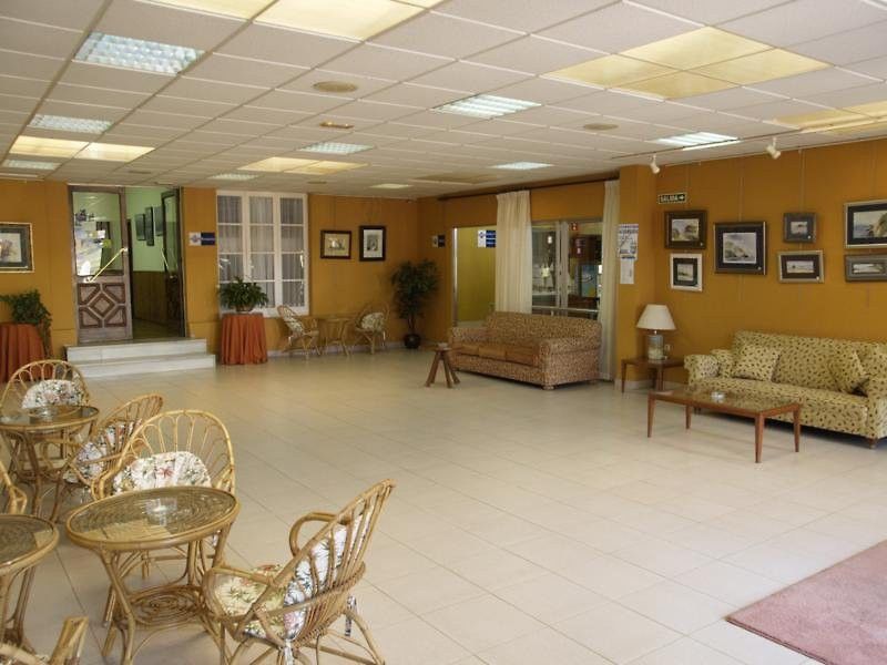 Hotel Roman Castrillon Εξωτερικό φωτογραφία